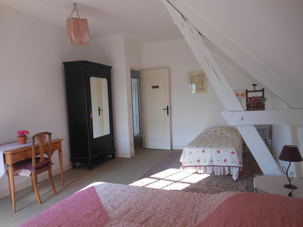 Manoir De La Rousselliere Aparthotel โลช ภายนอก รูปภาพ