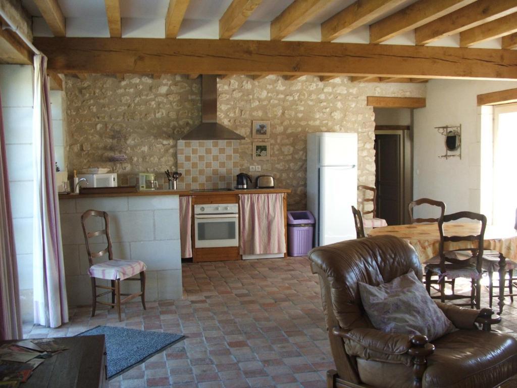 Manoir De La Rousselliere Aparthotel โลช ห้อง รูปภาพ