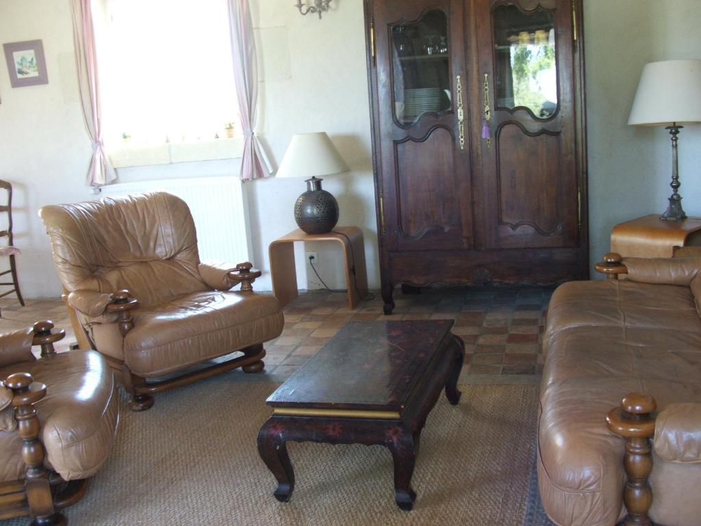 Manoir De La Rousselliere Aparthotel โลช ห้อง รูปภาพ